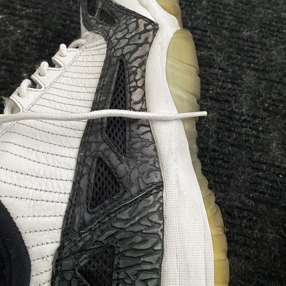 Jordan 11 Retro Low IE - Picture 9 of 15